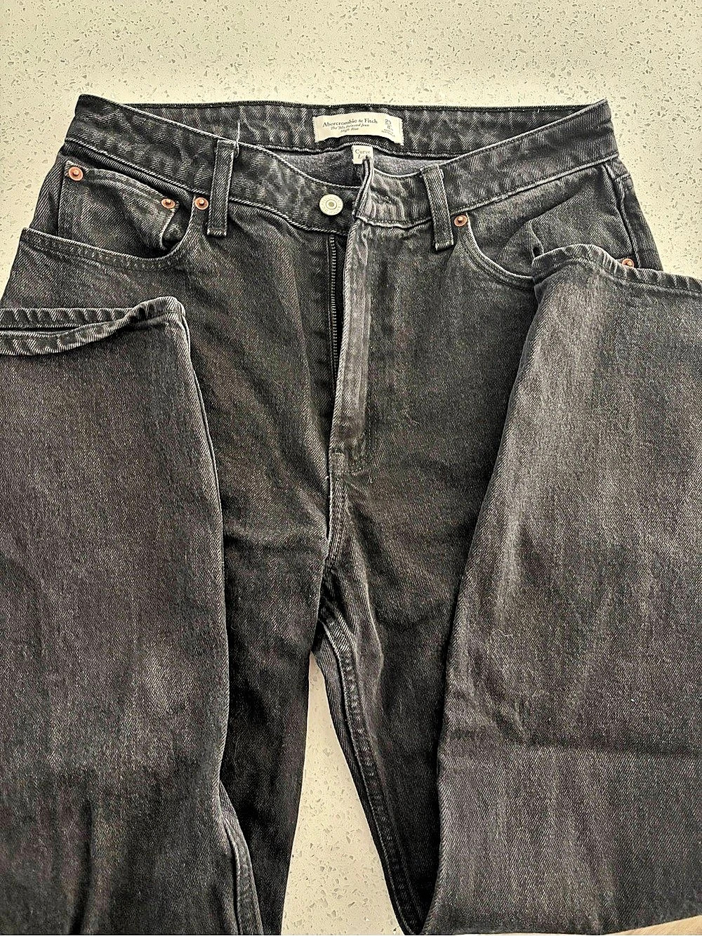 Abercrombie & Fitch jeans The 90’s relaxed jean size 29 Curve love